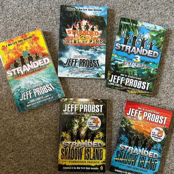 Books- Stranded Series (lot of 5) - Picture 1 of 6